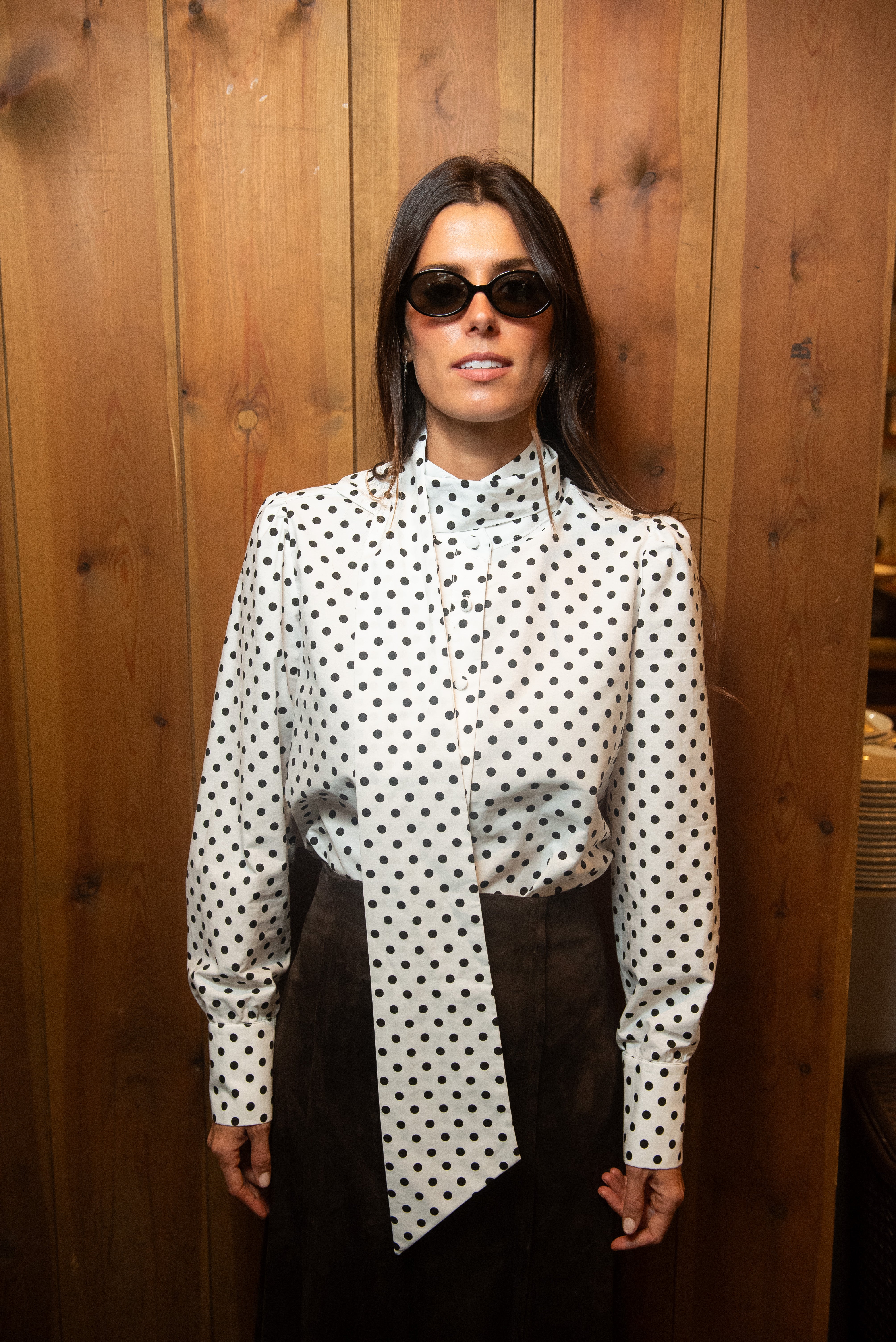 Blusa Rivora com laço e bolinhas pretas