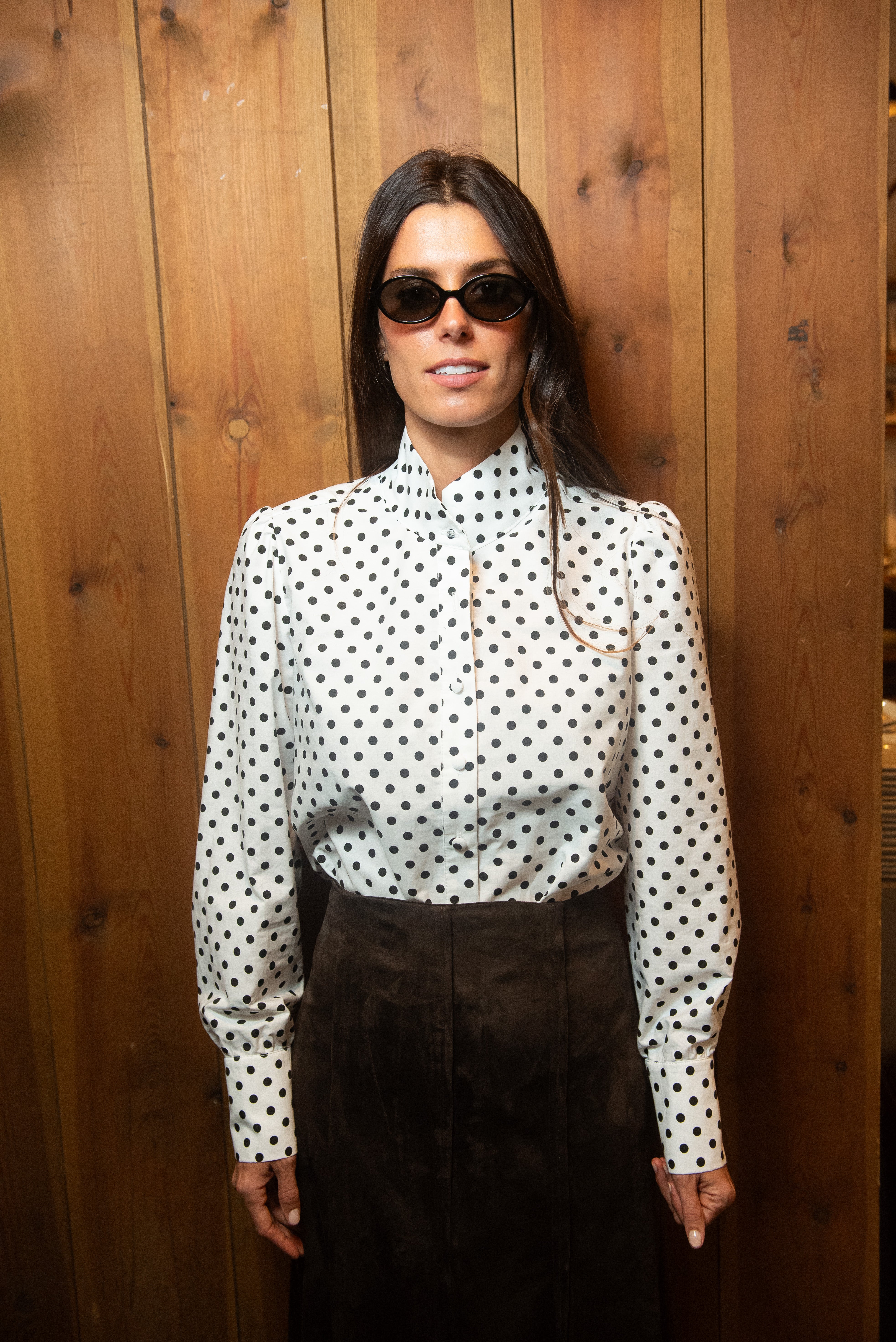 Blusa Rivora com laço e bolinhas pretas