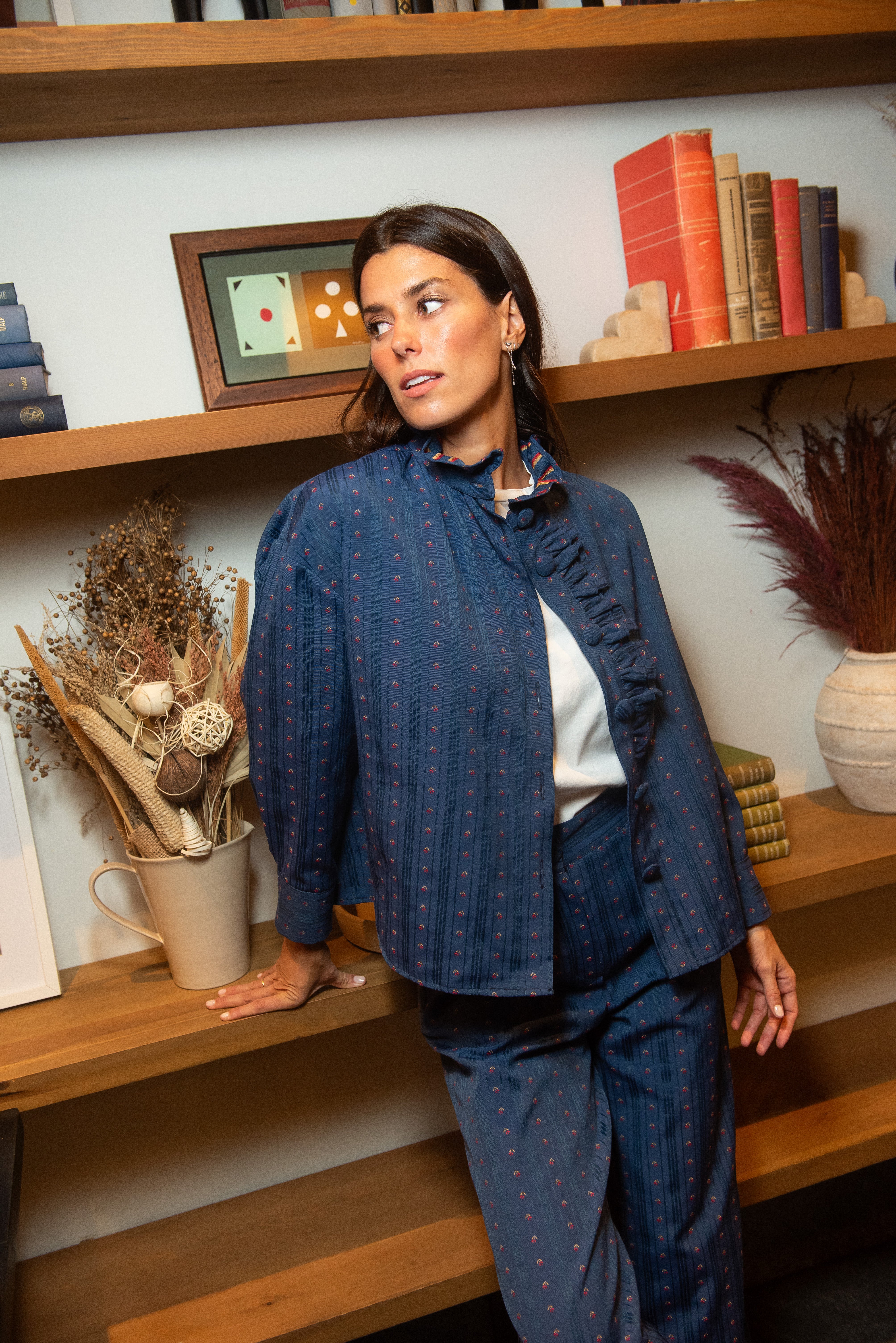 Sobrecamisa Sagitario Azul Detalle Flores