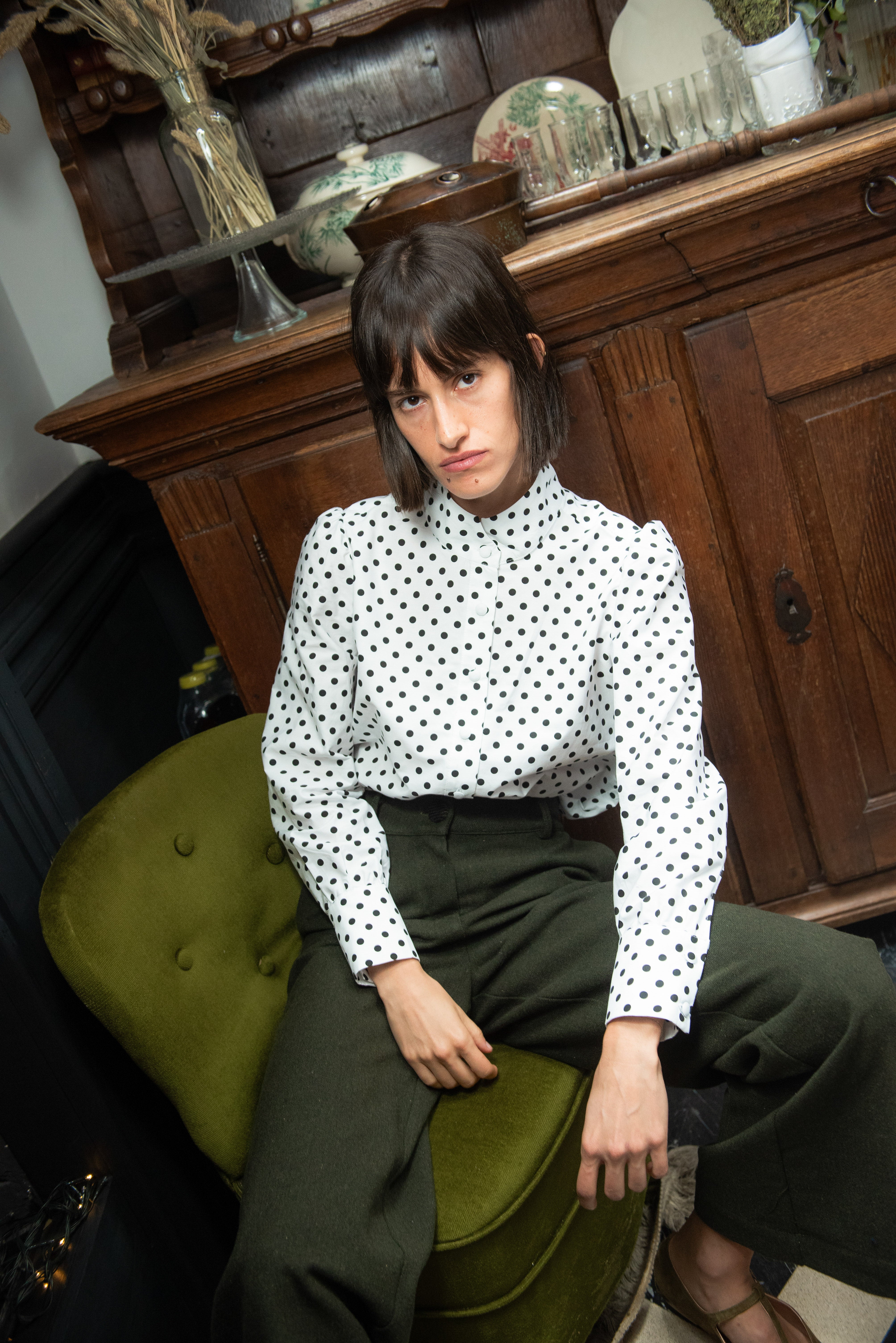 Blusa Rivora Lazo Lunares Negros