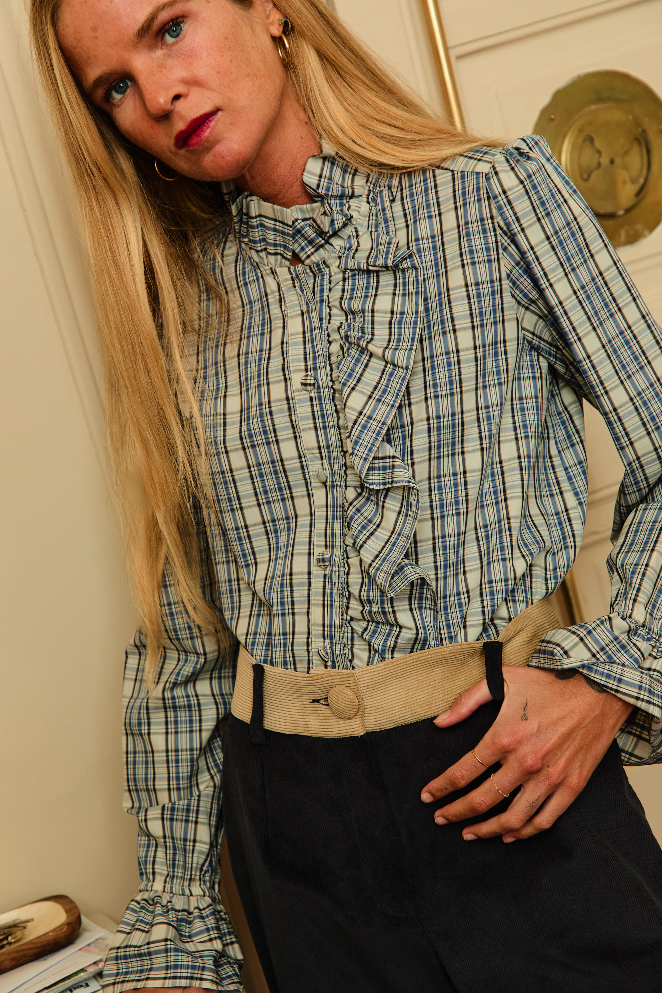 ipabrand_blusa_pulso_cuadros_volantes