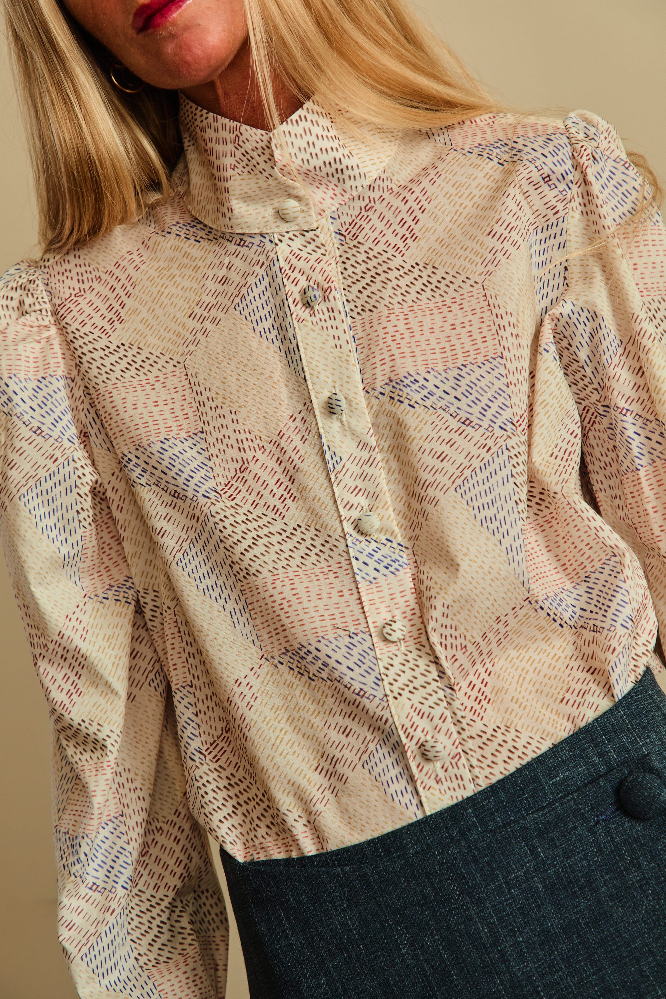 ipabrand_mujer_blusa_pureza_lazo_estampada