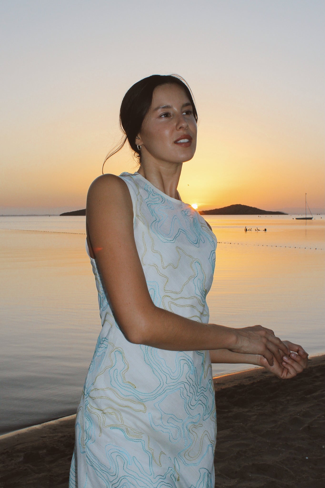 Vestido Sosiego Bordados Azules