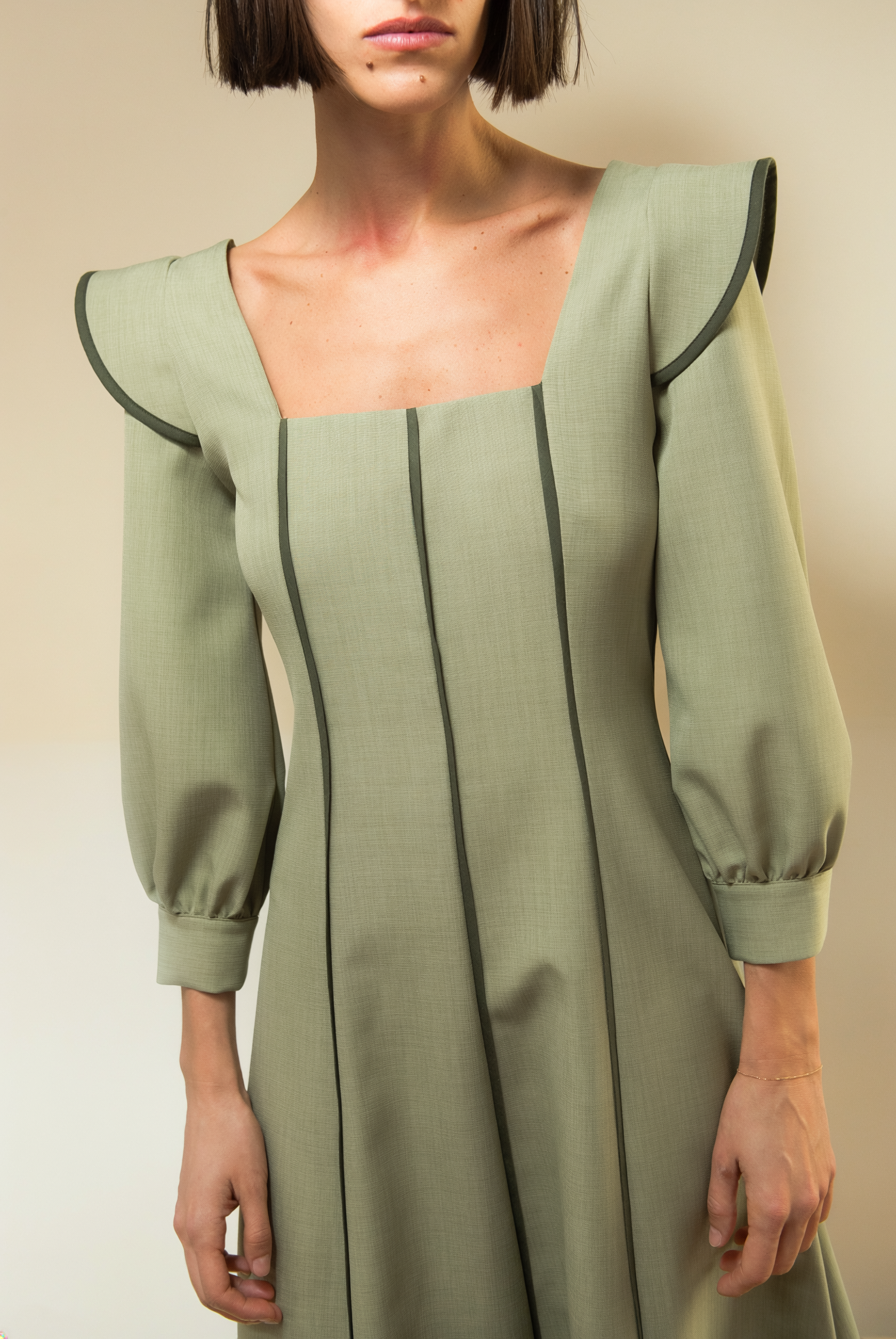 Vestido Alberg Green de manga comprida